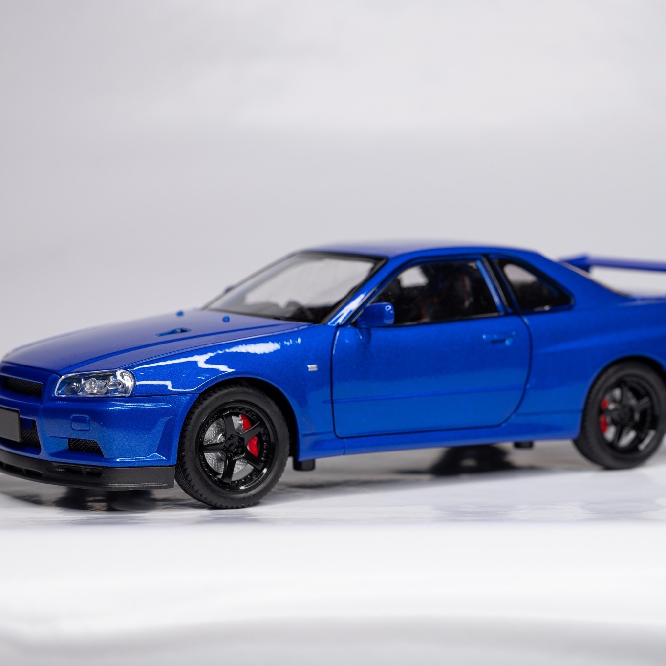 Get 10% OFF at ModelCars.com with a verified code — apply at checkout.